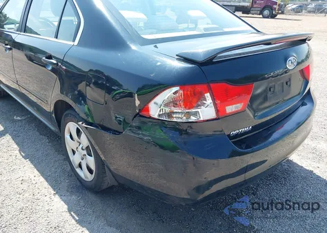 2010 Kia Optima Lx z USA, uszkodzony, nr VIN KNAGG4A87A5391414